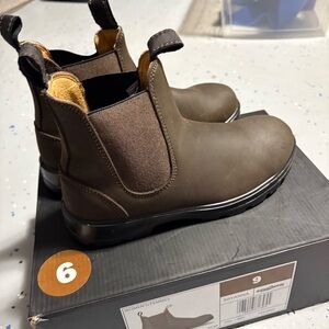Aquatherm Brown Chelsea Boots 9 NIB